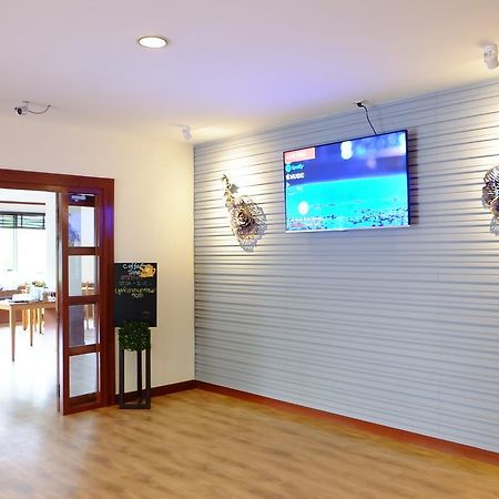 Studio Khon Kaen By Icheck Inn Buitenkant foto