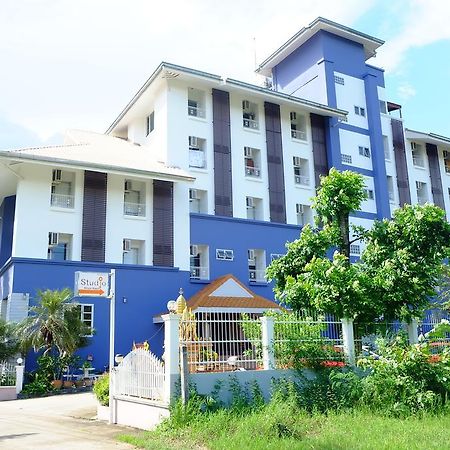 Studio Khon Kaen By Icheck Inn Buitenkant foto